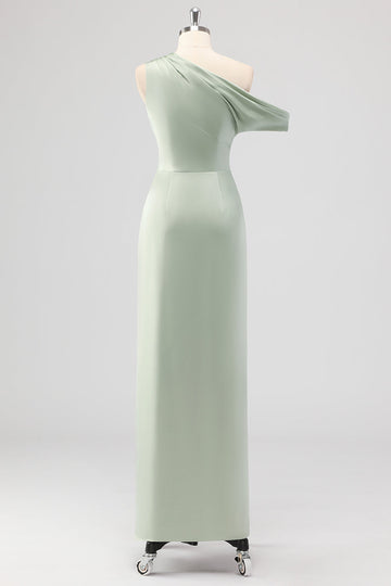Vert sauge une épaule Satin froncé gaine longue robe de demoiselle d’honneur